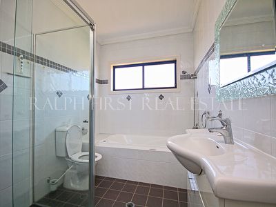 9 Dickenson Street, Panania