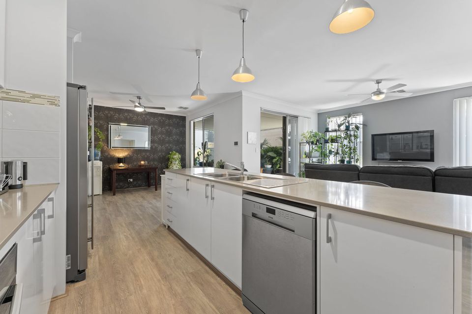 10 Greenock Rd, Baldivis
