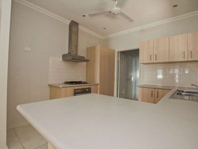 2 / 7 Greybox Crescent, Kununurra