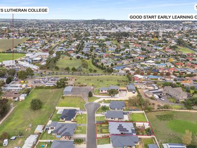 16 Mickail Court, Mount Gambier