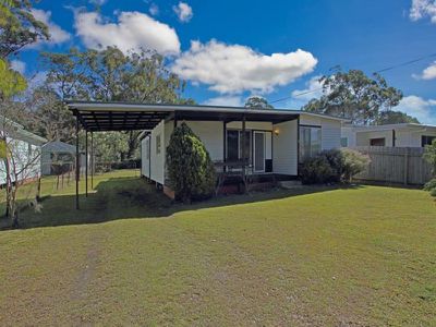 5 Carroll Avenue, Lake Conjola