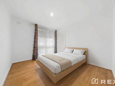 7 Greenridge Avenue, Narre Warren