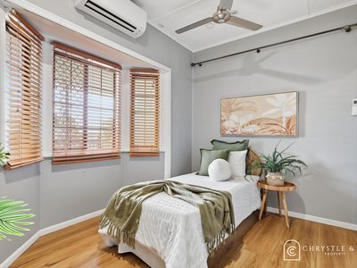 7 Hill End Road, Glenella