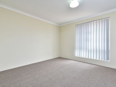 5 / 10 Siderno Rise, Hocking