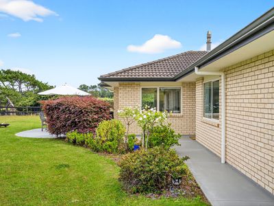 1014 South Head Road, South Head, Helensville