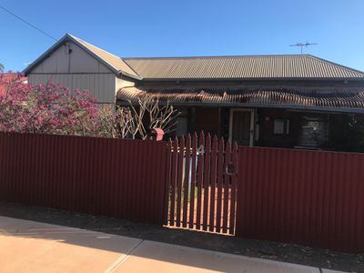 4 Rhodes Street, Kalgoorlie