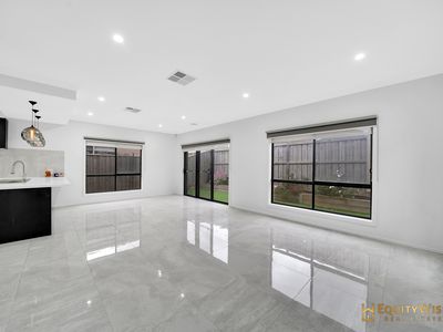 45 Stanmore Crescent, Wyndham Vale
