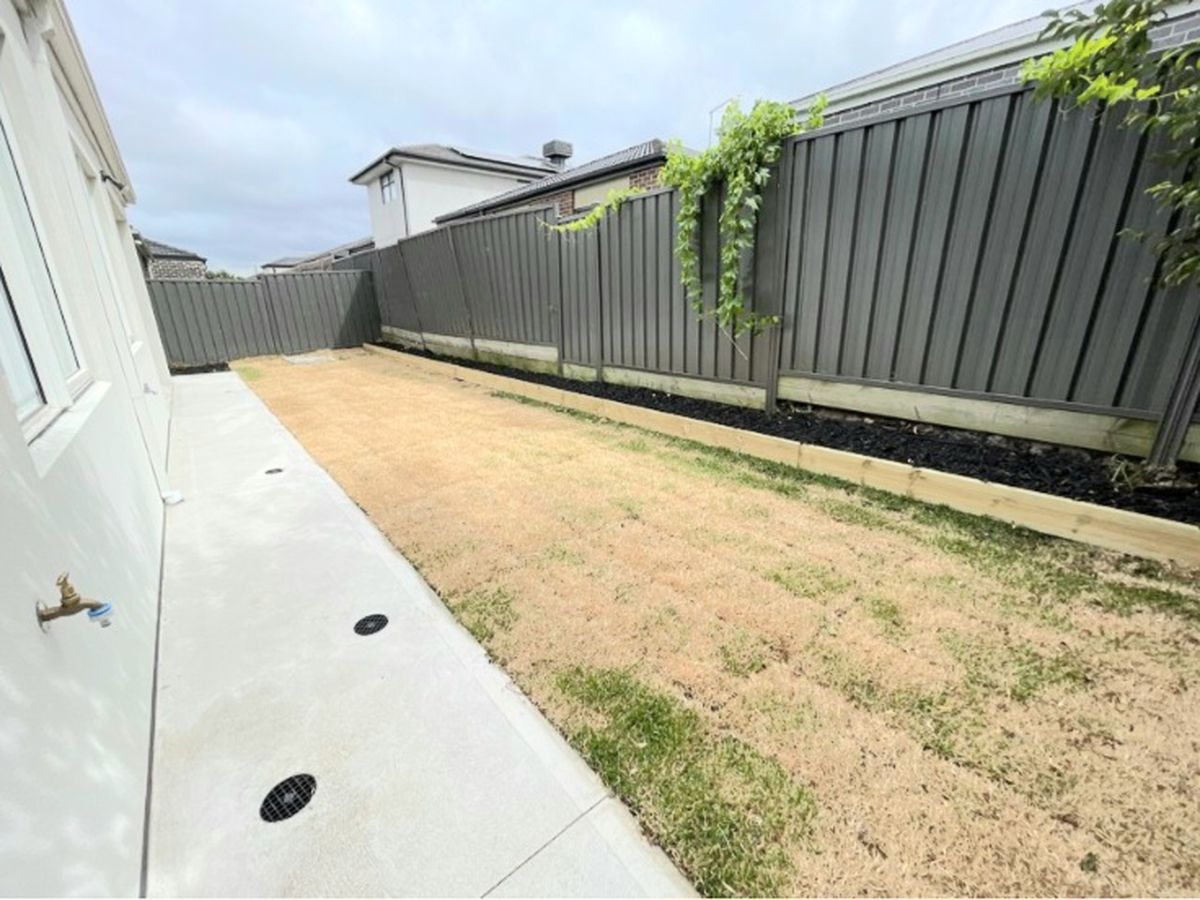 28 Riverglen Drive, Craigieburn