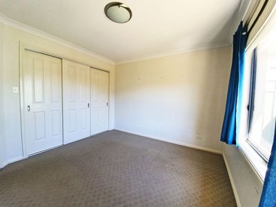10 Holmwood Drive, Dubbo
