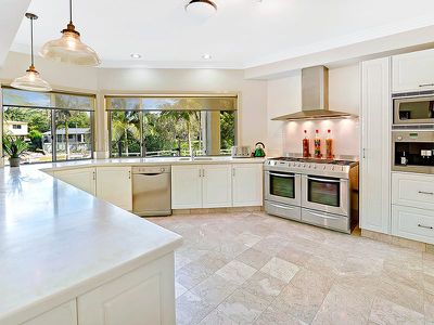 5 Craig Avenue, Carrara