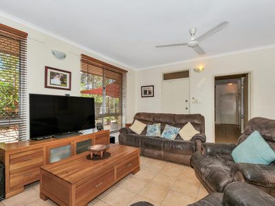 41 Cornwallis Cct, Gray
