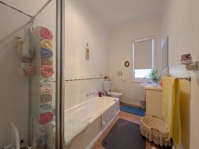 102 Shadforth Street, Kerang