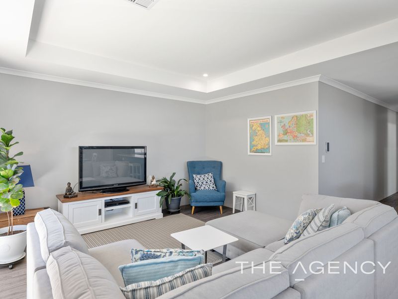 21 Rakitno Close, Lake Coogee