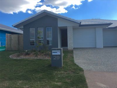 1 / 29 Butler Cres, Caboolture South