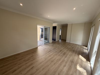 1 / 7 Trewheela Avenue, Manifold Heights