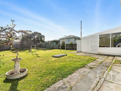 24 Heemskirk Street, Warrane