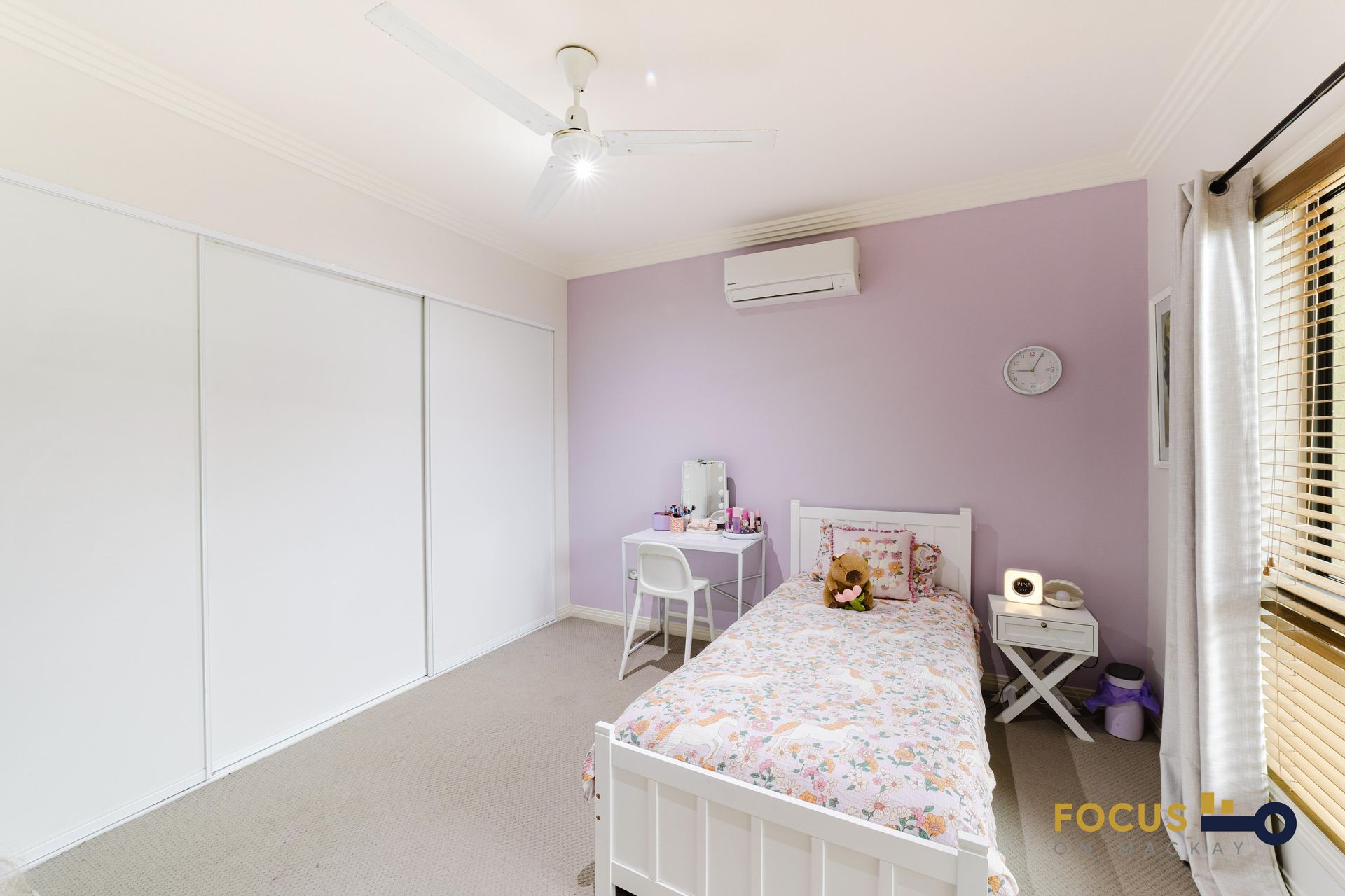 70 Gingham Street, Glenella