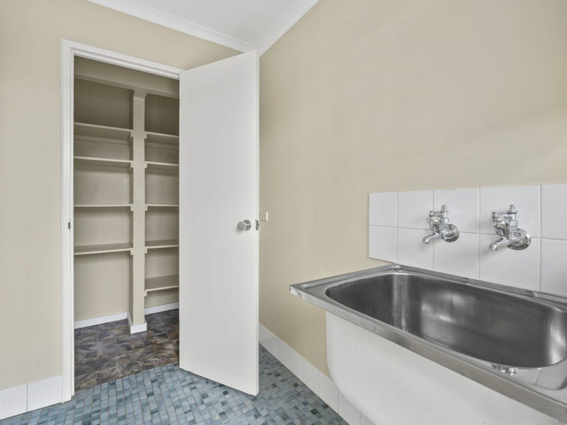 43 Workara Terrace, Morphett Vale