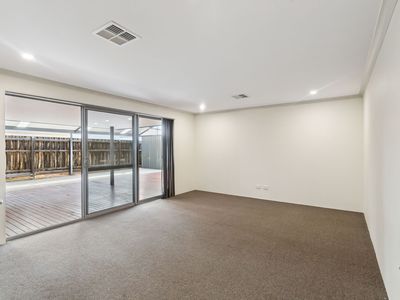 26 Delapre Drive, The Vines