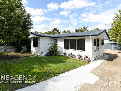 240 Freeman Rd, Inala