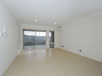 14 / 1 Elsbury Approach, Clarkson