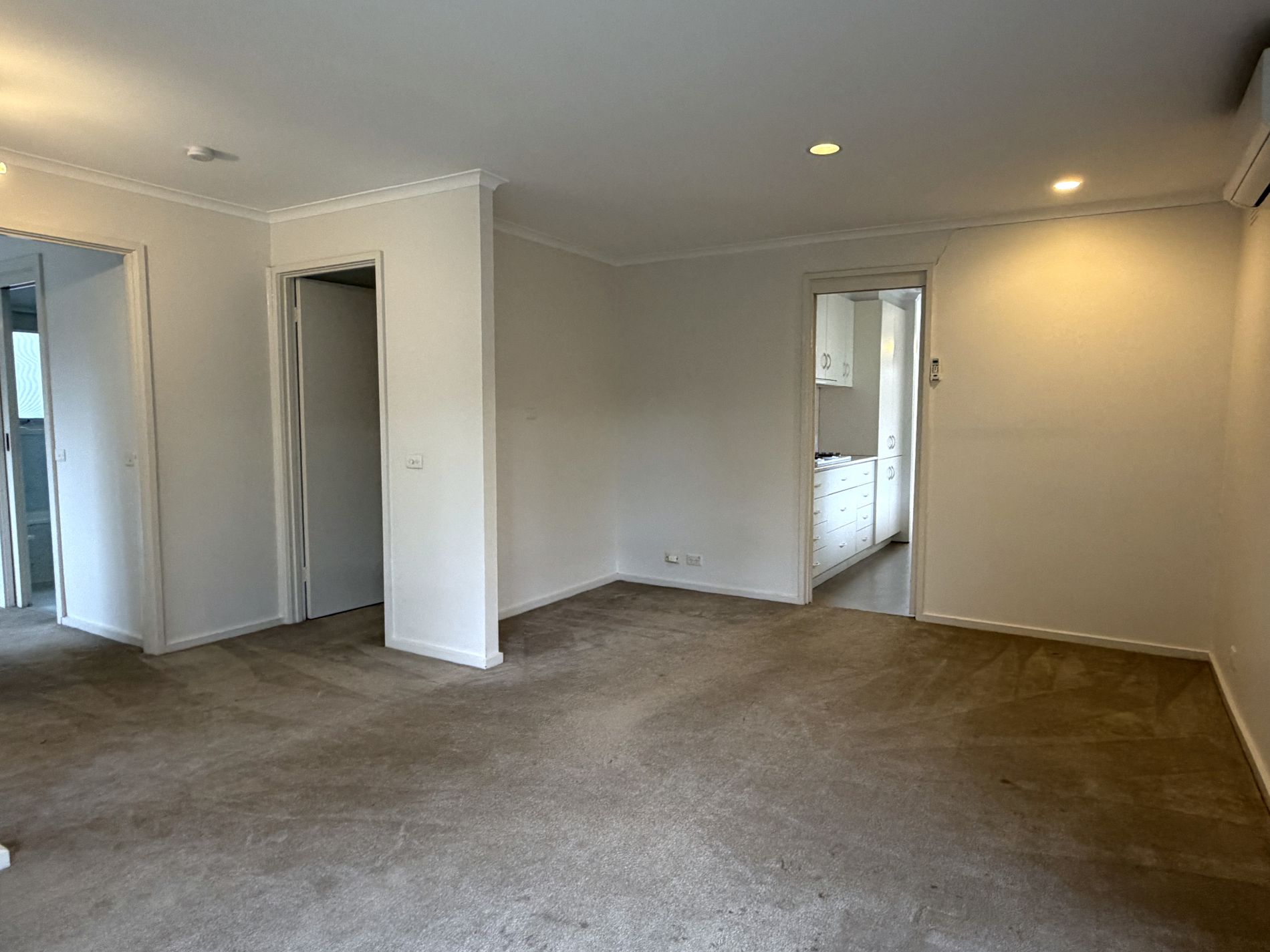 33A Polwarth Crescent, Belmont