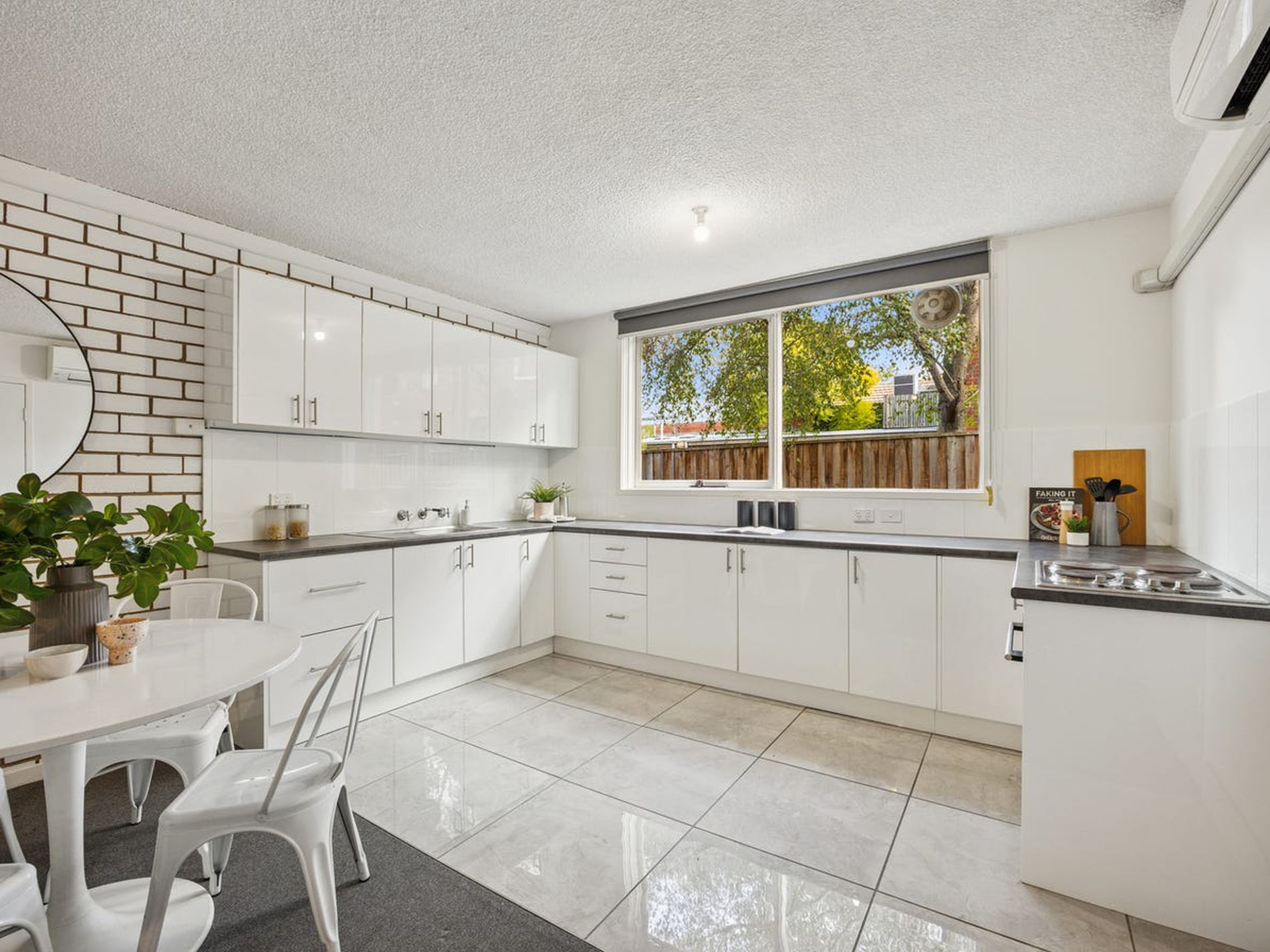 3 / 28 Liddiard Street, Hawthorn