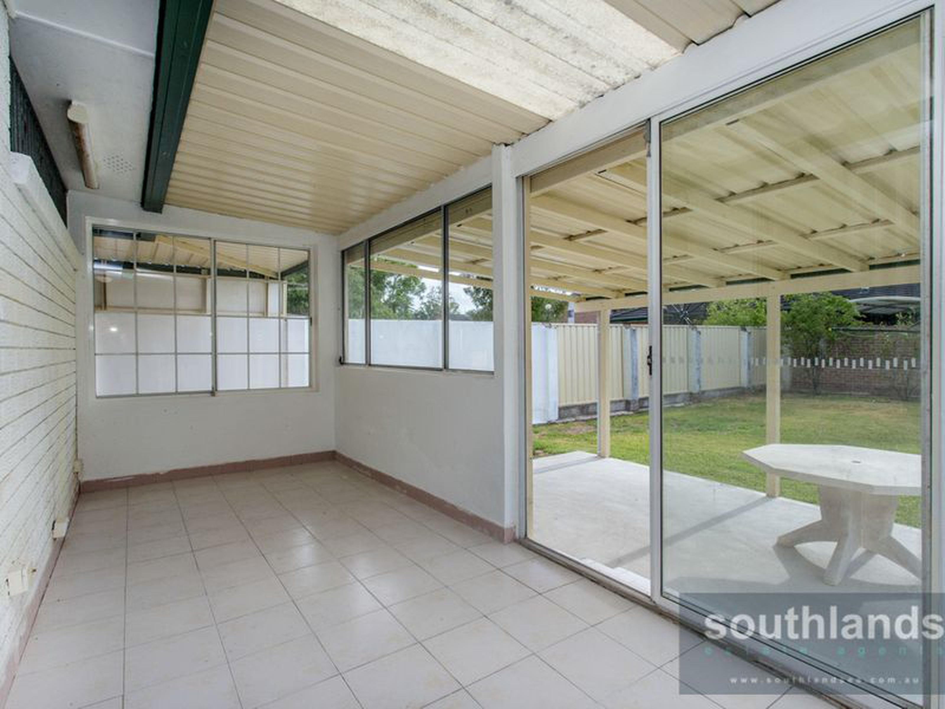 2 Stapley Street, KINGSWOOD
