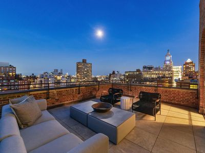 18 Gramercy Park South, New York, NY, International