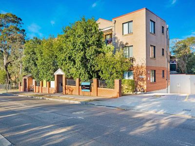 13 / 356-360 Railway  Terrace, Guildford