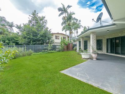 4 Wooraka Street, Rochedale South