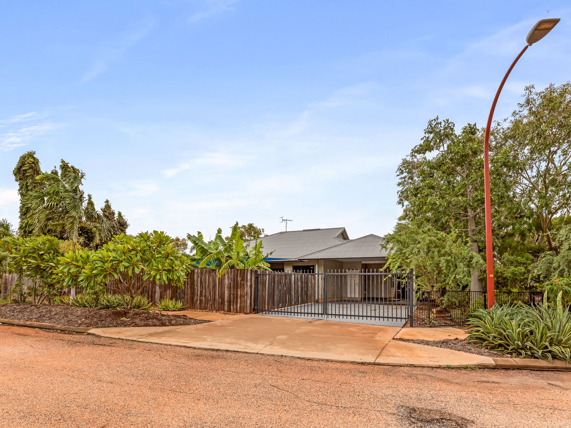 4 Povah Road, Bilingurr