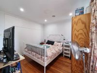 52 Lyttleton Crescent, Cook