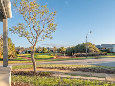 8 Edgar Link, Piara Waters