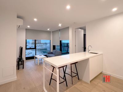 911 / 11 Prospect St, Box Hill