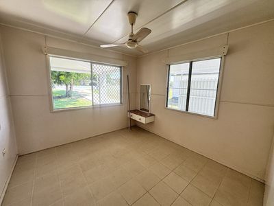 2 / 10A Don Street, Bowen