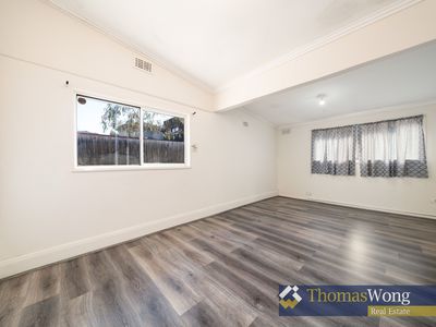 1401 North Road, Oakleigh East