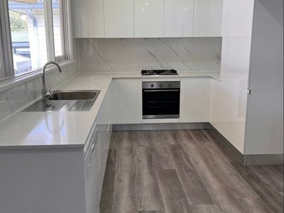 39 Himalaya Crescent, Seven Hills
