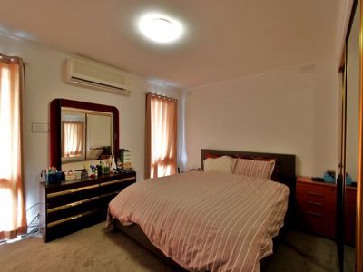 11 Wicks Court, Oakleigh South