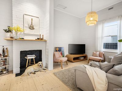 104 Melbourne Road, Williamstown