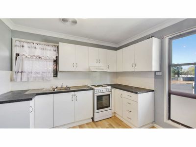 25 Spears Drive, Dubbo
