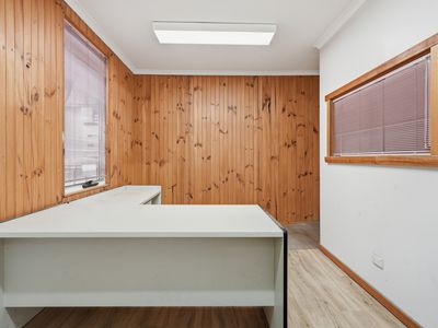 30 Pitt Avenue, Riverside