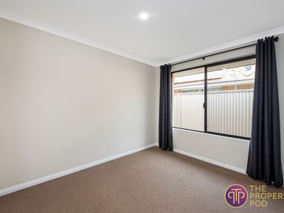 39 Sellafield Bend, Waikiki