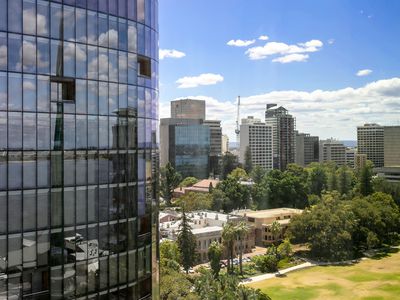 808 / 11 Barrack Square, Perth