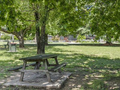104 Lakeside Avenue, Mount Beauty