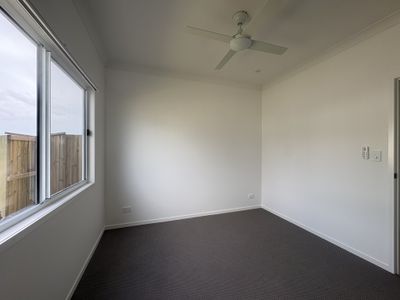 1 Grevillea St, Dakabin