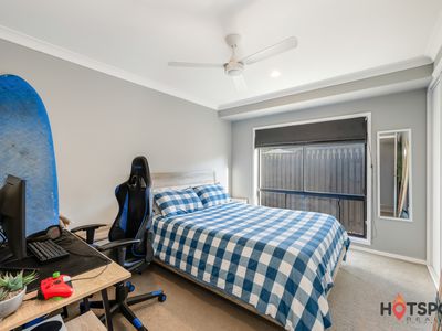 5 Cove Street, Burnett Heads