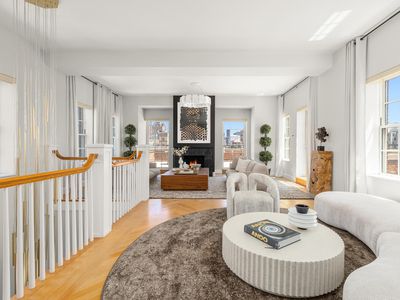 18 Gramercy Park South, New York, NY, International