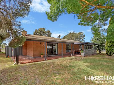 30 Laidlaw Avenue, Edenhope