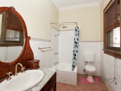1 / 60 DURHAM STREET, Bathurst